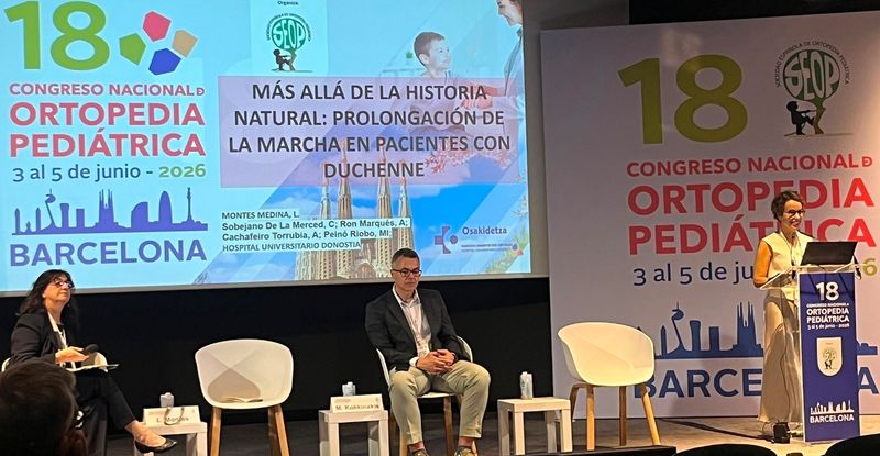 La Dra. Laura Montes de la Unidad de Ortopedia Infantil del Centro Médico Sendagrup, en el Congreso de la Ortopedia Infantil de la SEOP en Barcelona